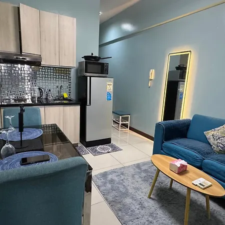 Admiral Baysuites Apartment Staycation